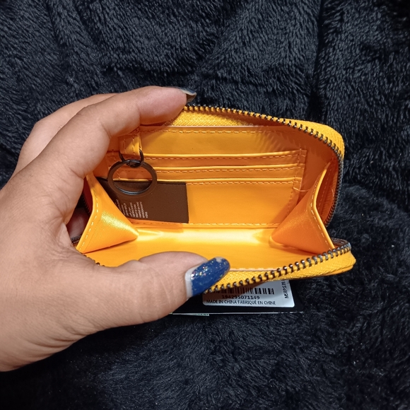 NWT Badgley Mischka small Diamond coin purse w/ key ring - Picture 4 of 4